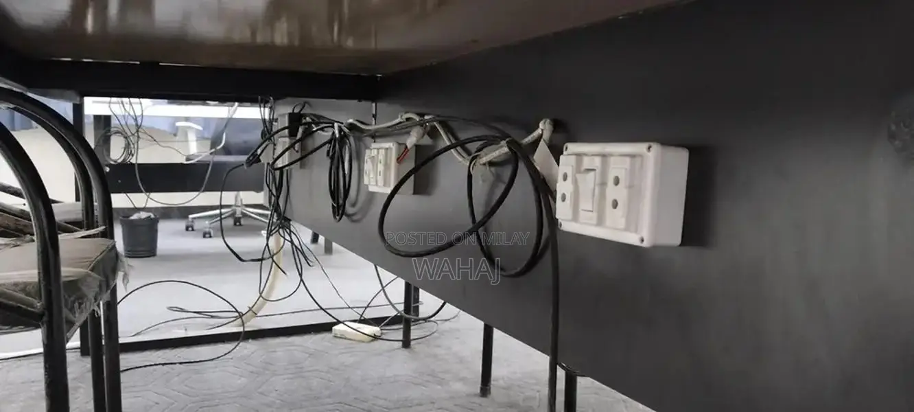 Modern Office Table with 6 Matching Chairs