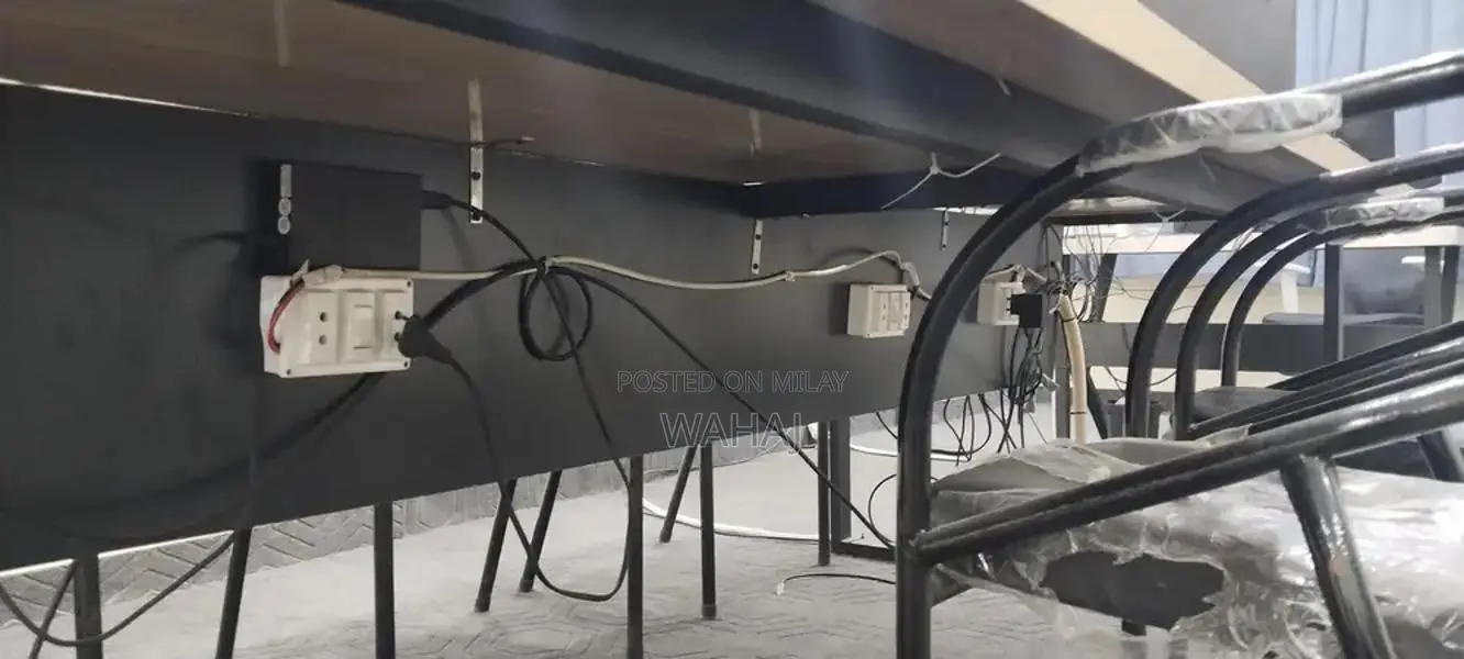 Modern Office Table with 6 Matching Chairs