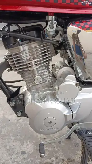 Honda CG 125 Motorcycle - Low Mileage Commuter Bike