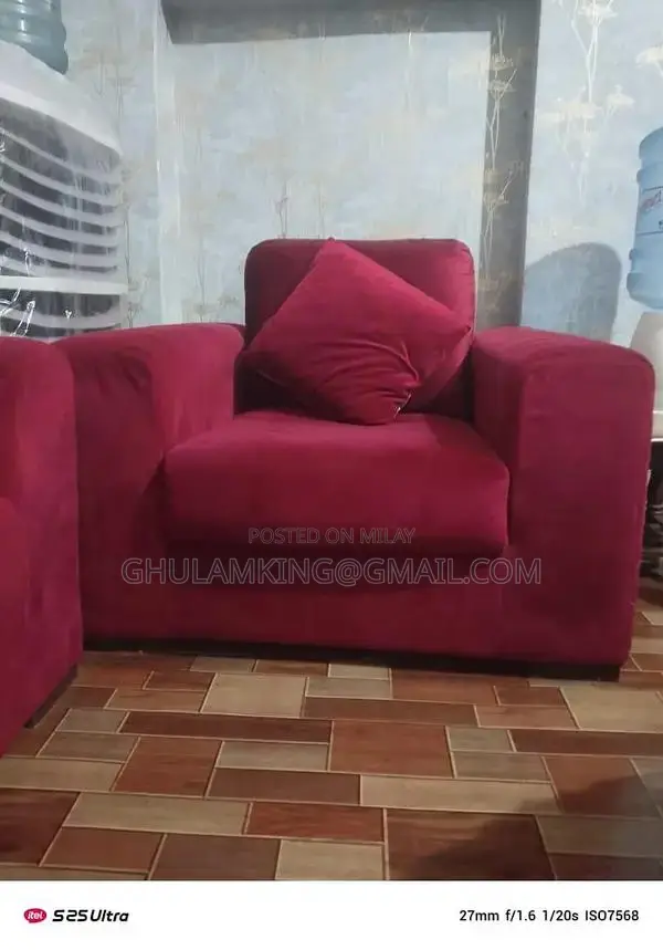Elegant Welwat Fabric Sofa Set with 3 Pieces