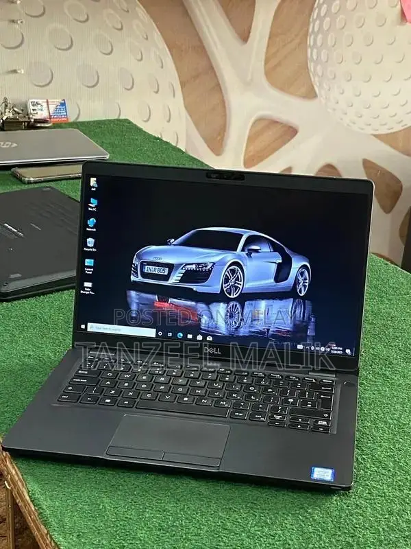 Dell Latitude 5300 Business Laptop with 8th Gen Intel Core i5