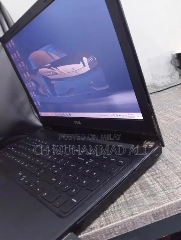 Dell Laptop with Slight Body Damage, Functional Condition