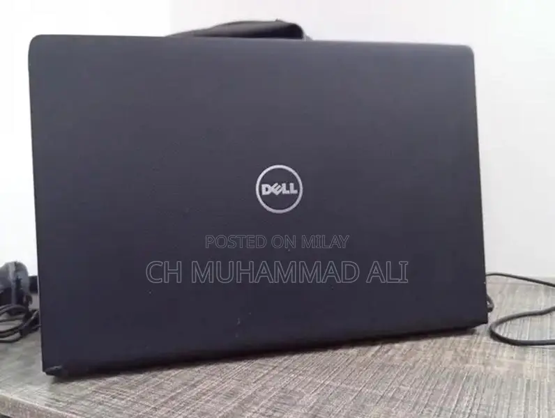 Dell Laptop with Slight Body Damage, Functional Condition