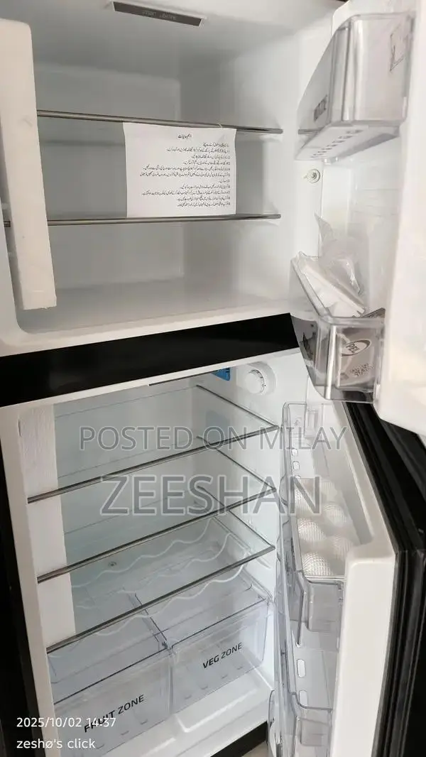 PEL Medium-Size Refrigerator - Energy Efficient Cooling Solution