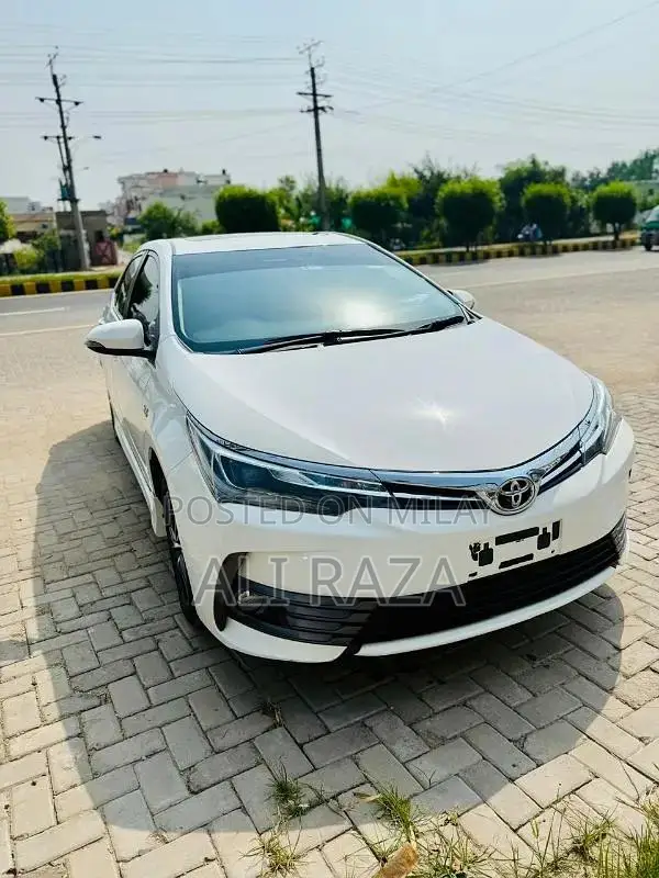 Toyota Corolla Grande Sedan 2020 Model