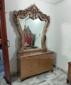 Barely Used Bedroom Furniture Set - Bed and Dresser