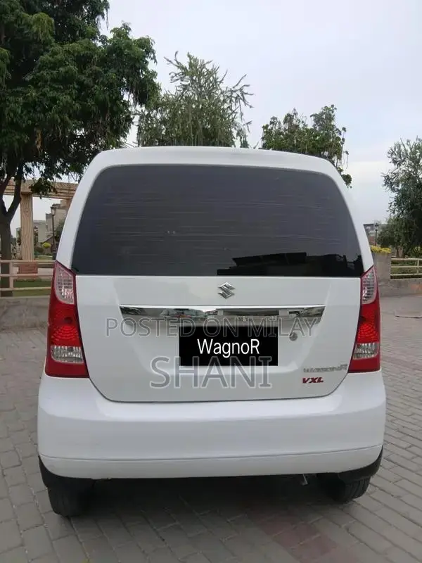 Suzuki WagnoR 2021 Low Mileage Compact Car