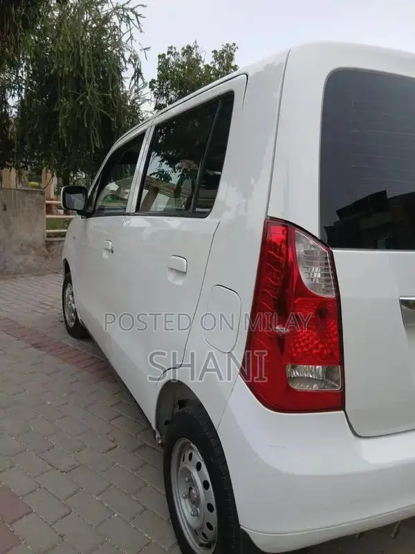 Suzuki WagnoR 2021 Low Mileage Compact Car