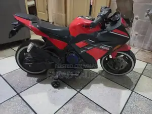 Photo - Kids Battery-Operated Ninja 250 Ride-On Bike