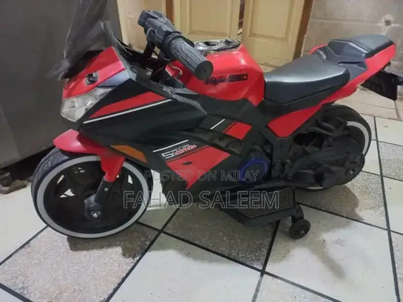 Kids Battery-Operated Ninja 250 Ride-On Bike