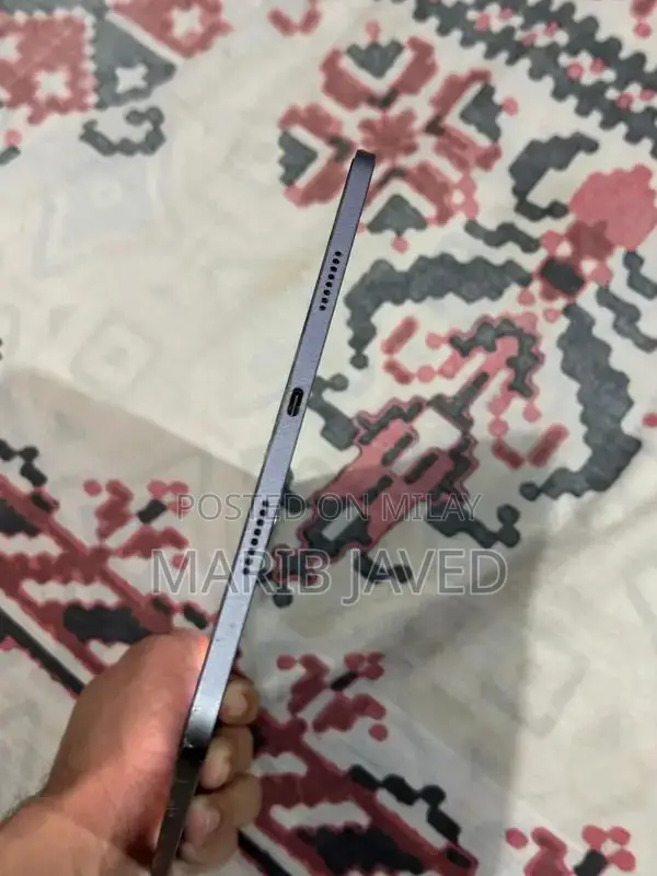 Apple iPad M2 4th Generation Tablet with 120Hz Gaming Performance