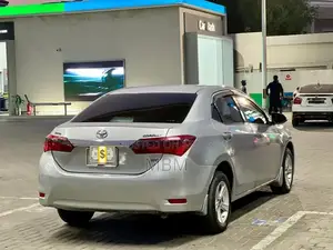 Toyota Corolla GLI 2015 Sedan - Manual Transmission