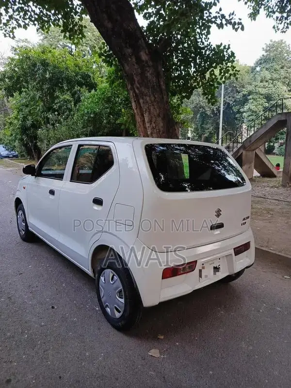 Suzuki Alto VXR Compact Hatchback - Low Mileage Almost New Vehicle