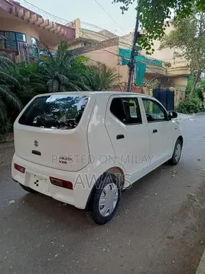 Suzuki Alto VXR Compact Hatchback - Low Mileage Almost New Vehicle