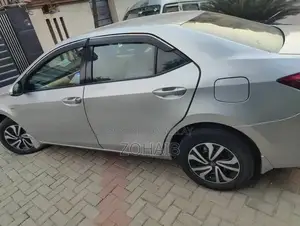 XLI 2019 Power Window Vehicle with Modern Features