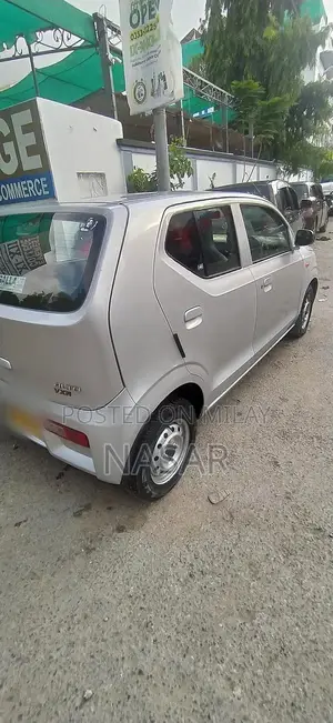 Suzuki Alto VXR - Low Mileage Second-Owner Compact Hatchback