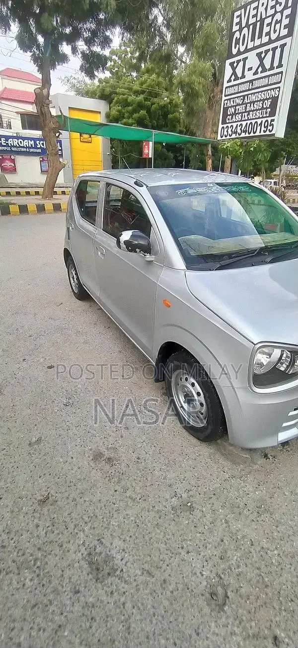 Suzuki Alto VXR - Low Mileage Second-Owner Compact Hatchback