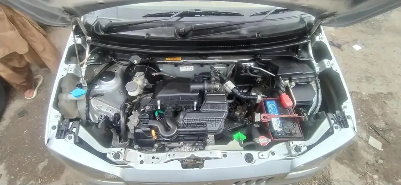 Suzuki Alto VXR - Low Mileage Second-Owner Compact Hatchback