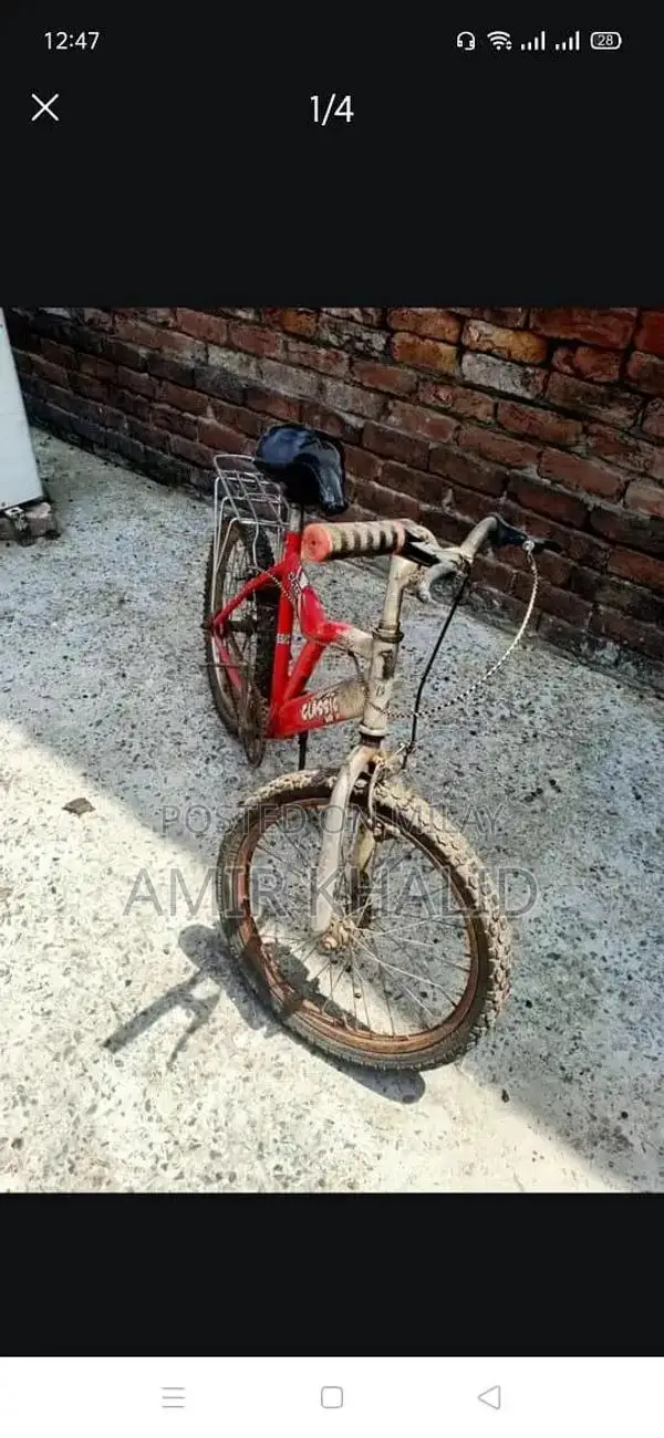 Bicycle in Good Condition - Reliable Transportation