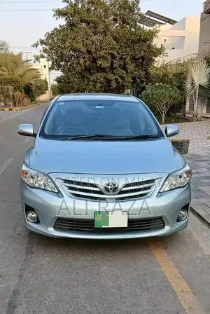 Toyota GLi 2013 Sedan - First Owner Vehicle