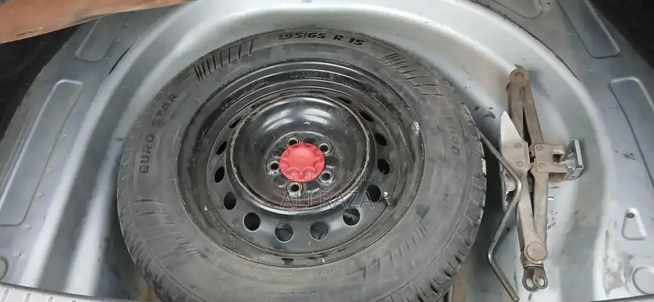 Toyota GLi 2013 Sedan - First Owner Vehicle