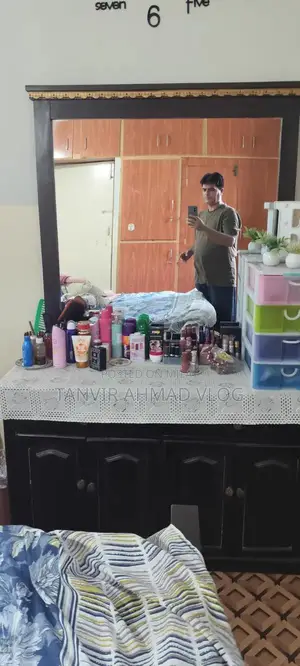 Photo - Complete Bridal Bedroom Set with Side Tables and Chairs