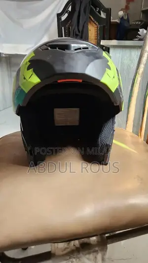 Original Vector Full-Face Motorcycle Helmet with Flip-Up Visor