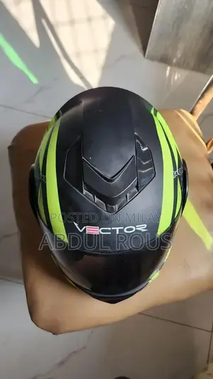 Original Vector Full-Face Motorcycle Helmet with Flip-Up Visor