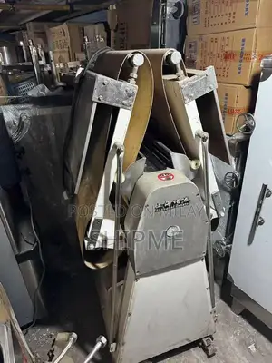 Commercial Bakery Equipment: Dough Sheeter and Depositor Machines