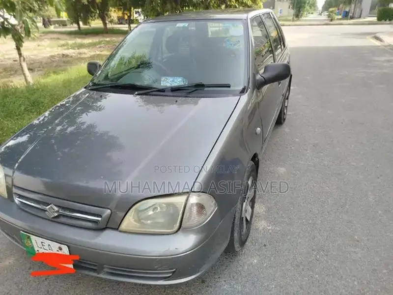 Suzuki Cultus VXRI EFI Compact Sedan
