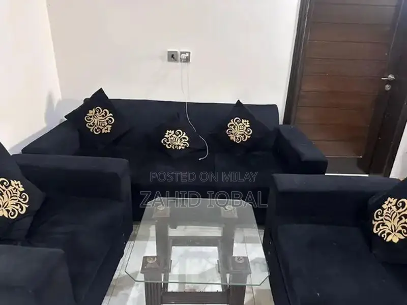 Black Leather Three-Piece Sofa Set Living Room Furniture