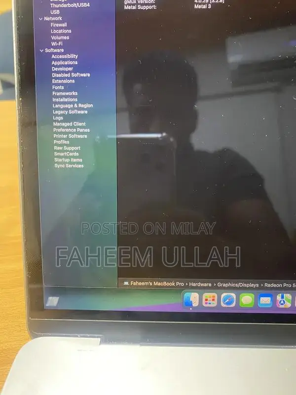 MacBook Pro 15-inch 2017 Touch Bar Intel Core i7 Laptop