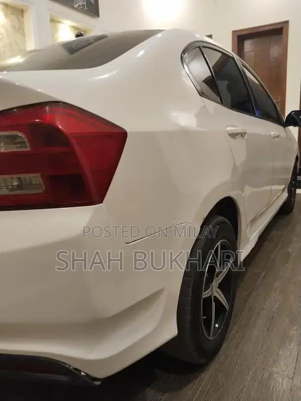 Total Genuine City 2015 Sedan - Classic Antique Vehicle