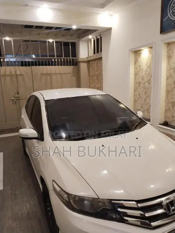 Total Genuine City 2015 Sedan - Classic Antique Vehicle