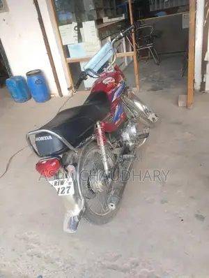 2017 Union Start Motorcycle - Excellent Condition