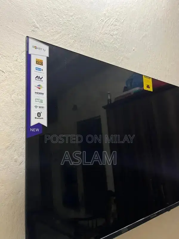 Samsung Electronic Device with Communication Capabilities