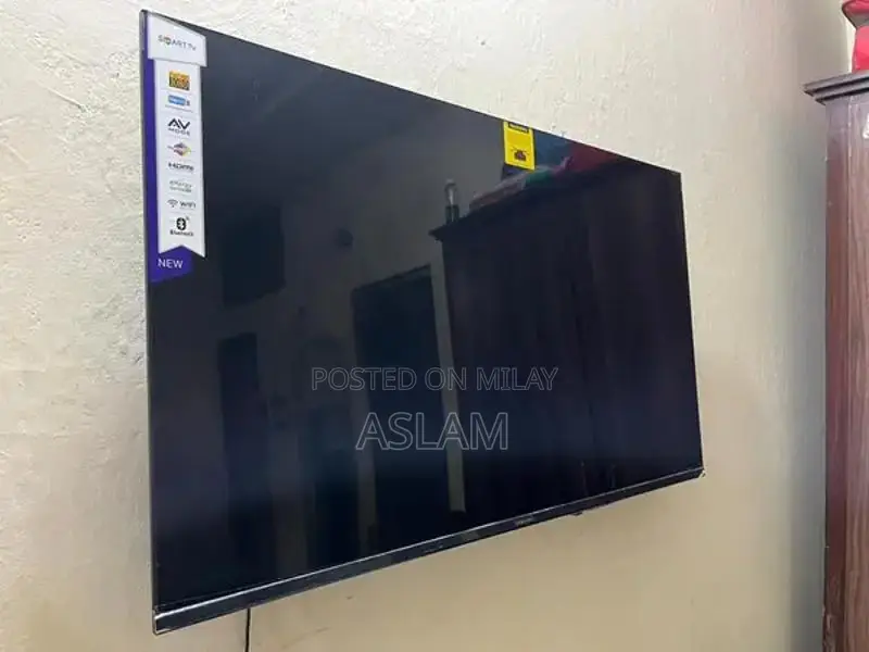 Samsung Electronic Device with Communication Capabilities