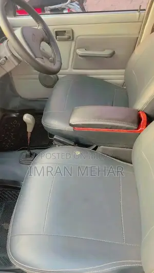 Mehran VX Compact Sedan - Reliable Urban Transportation