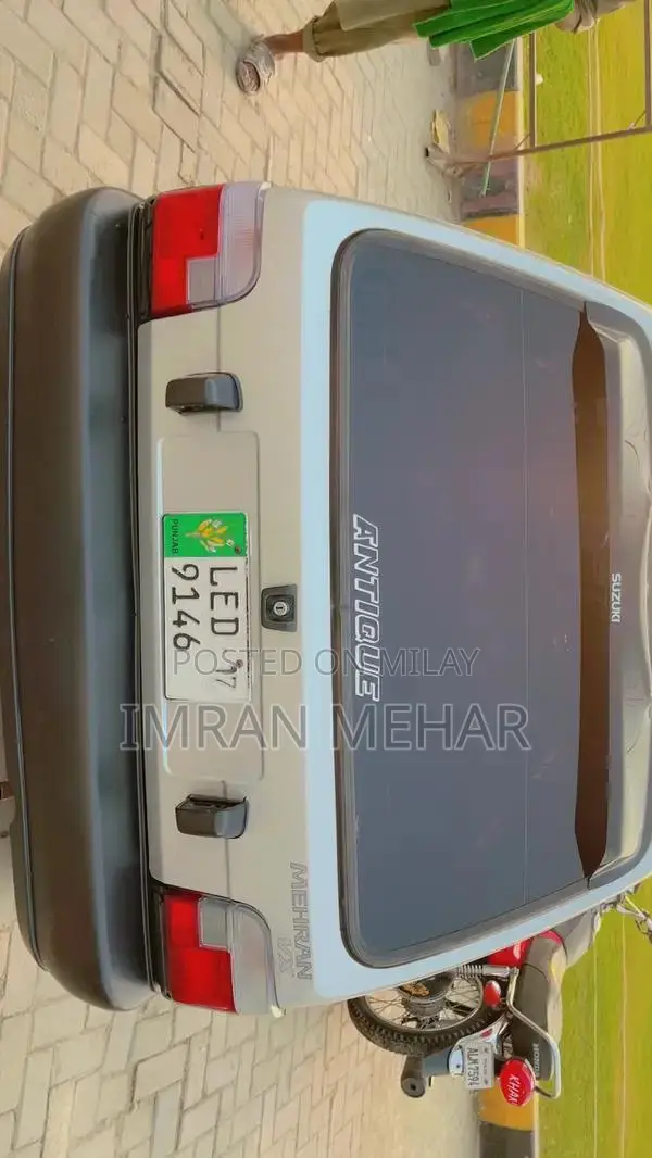 Mehran VX Compact Sedan - Reliable Urban Transportation