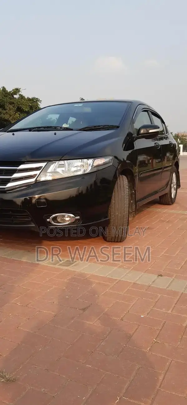 Honda City 2017 Sedan - Fully Genuine Condition