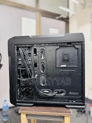 High-Performance Gaming PC: Intel i7, GTX 1060, 24GB RAM