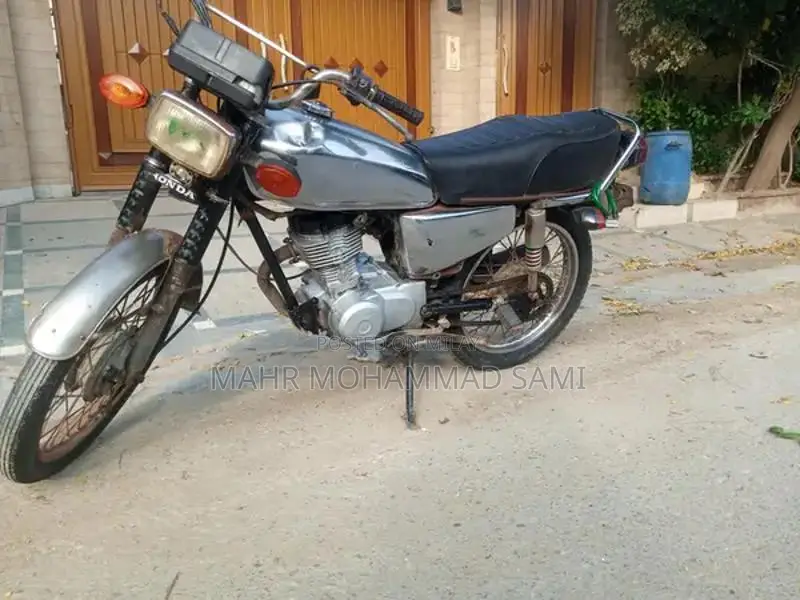 Honda Atlas CG 125 Motorcycle 2012 Model