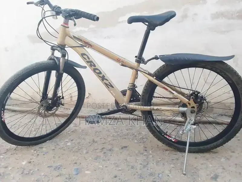 Reliable 1-Year-Old Bicycle for Sale - Great Condition