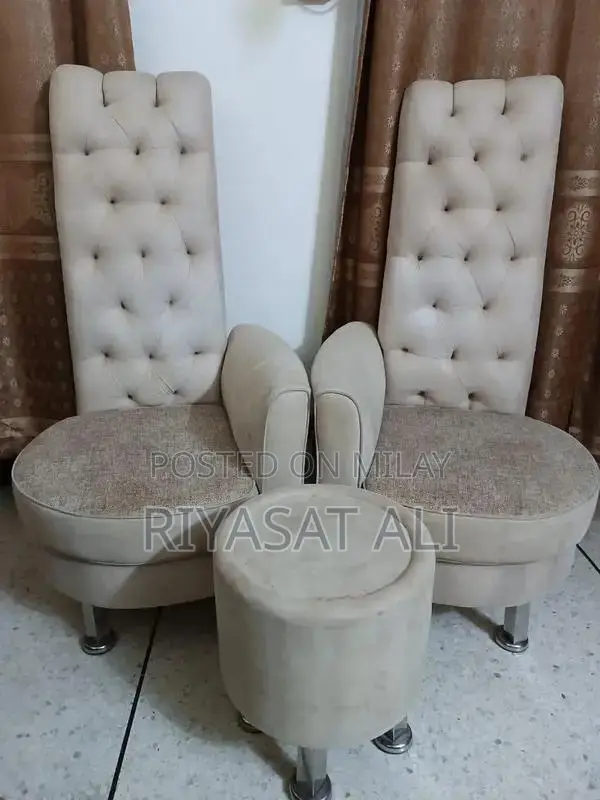 Comfortable 2 Seater Sofa - Nearly New Condition