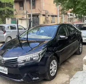 Toyota Corolla Gli Automatic Sedan 2015