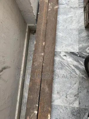 Heavy Duty Iron Gardar - Sturdy 13.5 Foot Long Metal Pieces