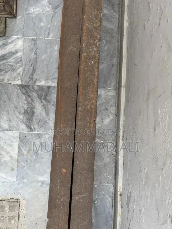 Heavy Duty Iron Gardar - Sturdy 13.5 Foot Long Metal Pieces