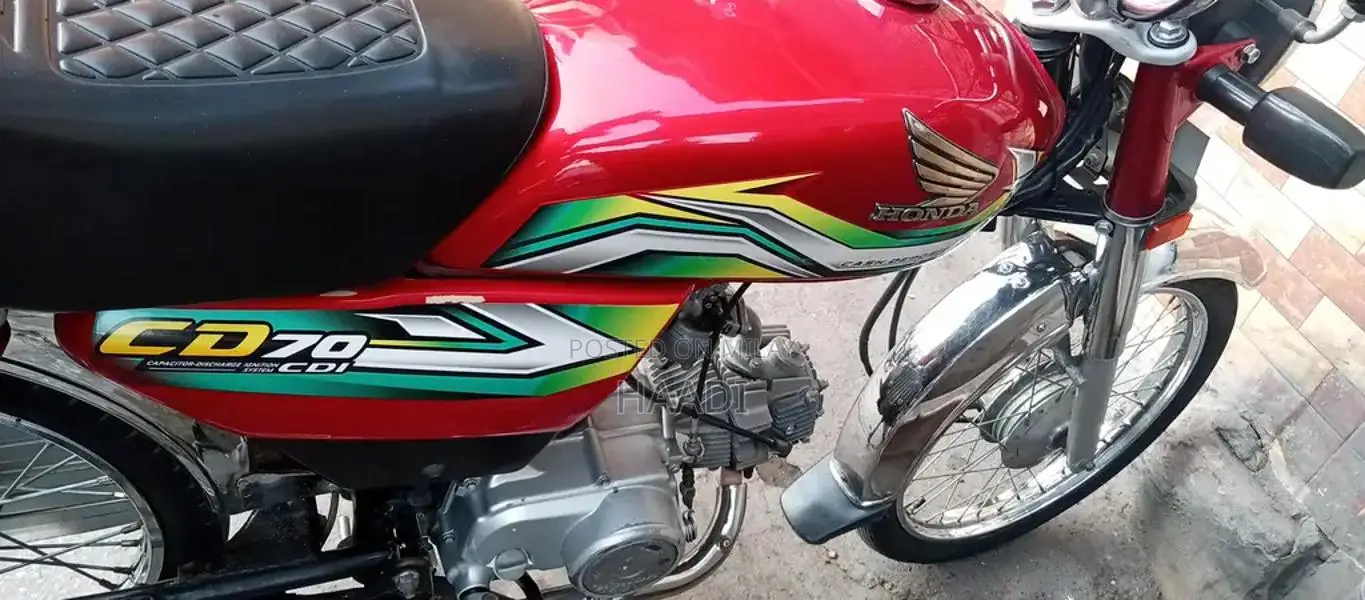 Honda 70 Motorcycle 2022/2023 Model - Reliable Two-Wheeler