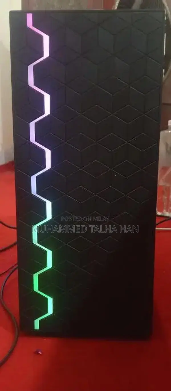 Gaming Desktop PC - i5 12400f, 32GB RAM, R7 250 GPU