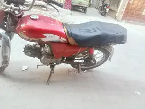 Metro 70cc Motorcycle - Reliable Two-Wheeler